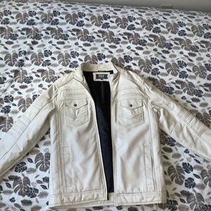 Bke white jacket size L